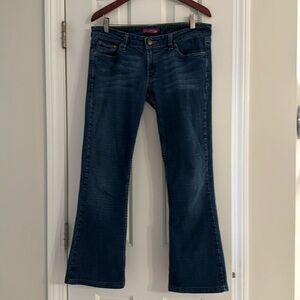 Levi’s Vintage Jeans: Too Super Low 524